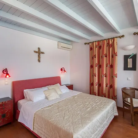 Cosy Three Bedroom In Agios Sostis Agios Sostis (Mykonos)
