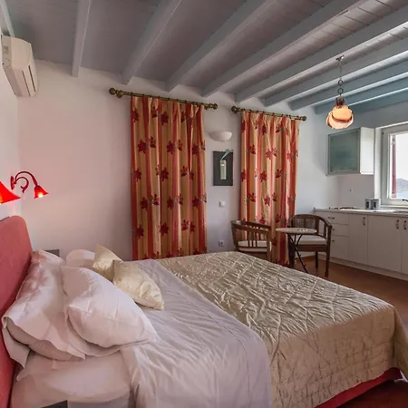 Cosy Three Bedroom In Agios Sostis