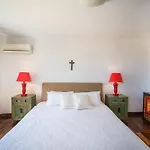 Ferienhaus Cosy Three Bedroom In Agios Sostis *