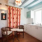 Ferienhaus Cosy Three Bedroom In Agios Sostis Agios Sostis (Mykonos)