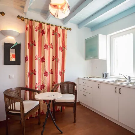 Feriehus Cosy Three Bedroom In Agios Sostis Mykonos Town