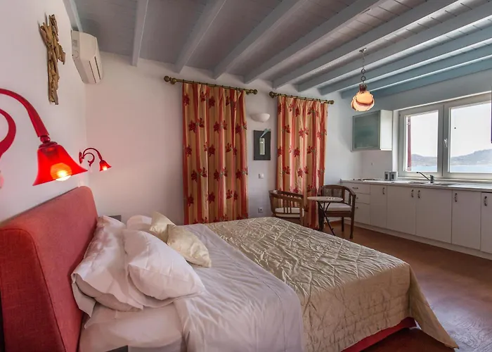 Cosy Three Bedroom In Agios Sostis