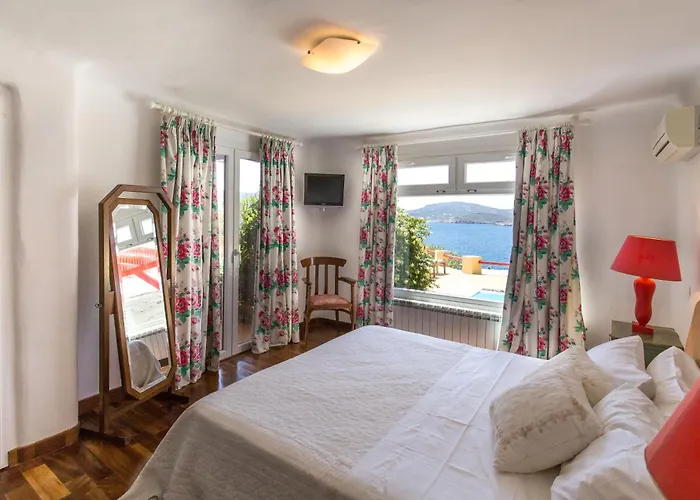 Cosy Three Bedroom In Agios Sostis Hébergement de vacances Agios Sostis (Mykonos)